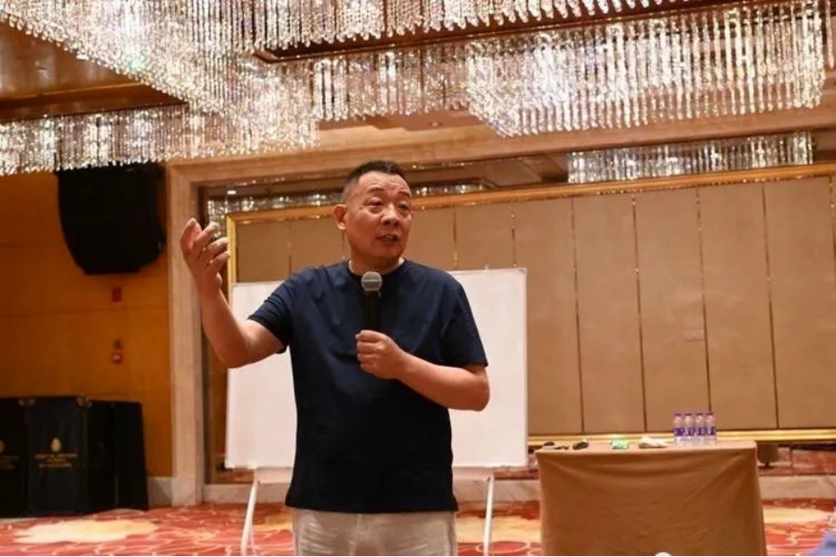 胖东来， Costco的本地化写法-2.png