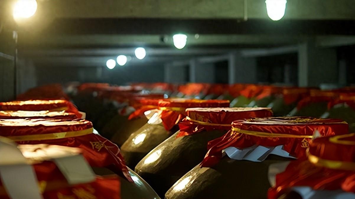 开瓶率大战背后：泸州老窖们的库存危机有多严重？-1.jpg
