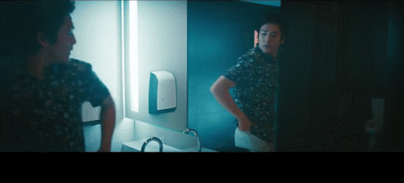 在卫生巾上写脏话，德邦快递彻底不装了？！-22.gif