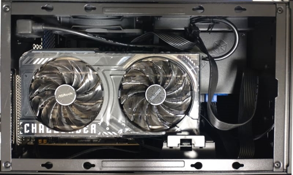 只需换个软件：Intel锐炫B580跑AI实测快了3倍！