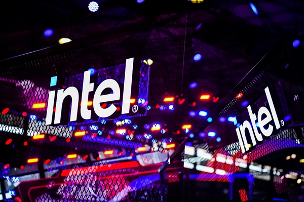 三季度利润大增169%超预期：Intel盘后仍跌超20%
