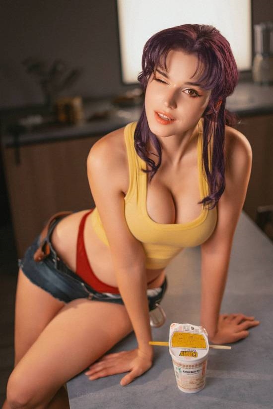 《边缘行者2》塔莉亚COS美照：超润！