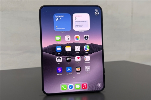 姗姗来迟iPhone Duo入选美国最佳发明 苹果CEO:对手早期廉价劣质 苹果慢但不跟风
