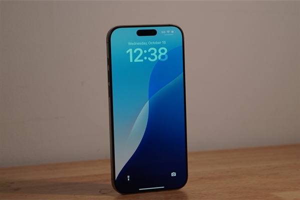 国行版iPhone的最后一块短板补上!苹果AI终于盼到了